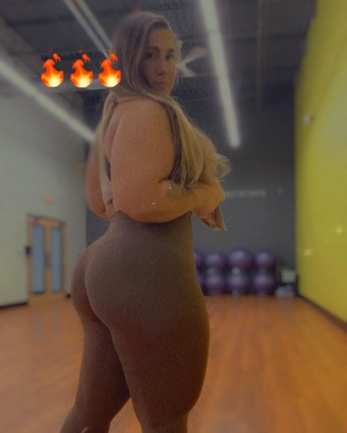 alexisnocare_270357036_1076499253082668_477179606579447790_n.jpg