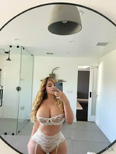 anastasiya-kvitko_0199_400px.jpg