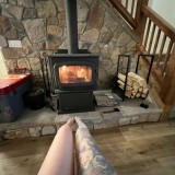 cleoblossom-2023-01-28-2749031852-cozy-fireplace-toesies-mmmm-a-foot-massage-by-the