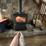 cleoblossom-2023-01-28-2749031854-cozy-fireplace-toesies-mmmm-a-foot-massage-by-the