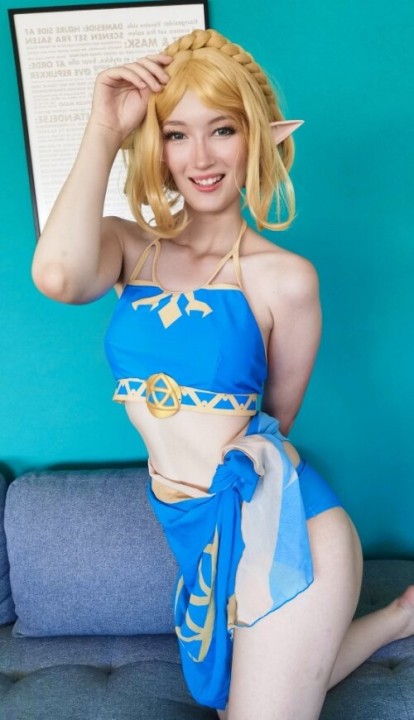 Zelda-swimsuit-143442c738f09b5e2e.jpg