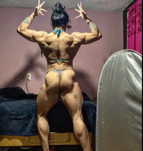 Monserrat Bustos (57)