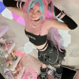 belle-delphine_4124_400px