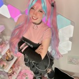 belle-delphine_4126_400px