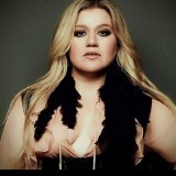 kelly-clarkson-9-1080px