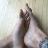 male-feet-uk-8-1080px