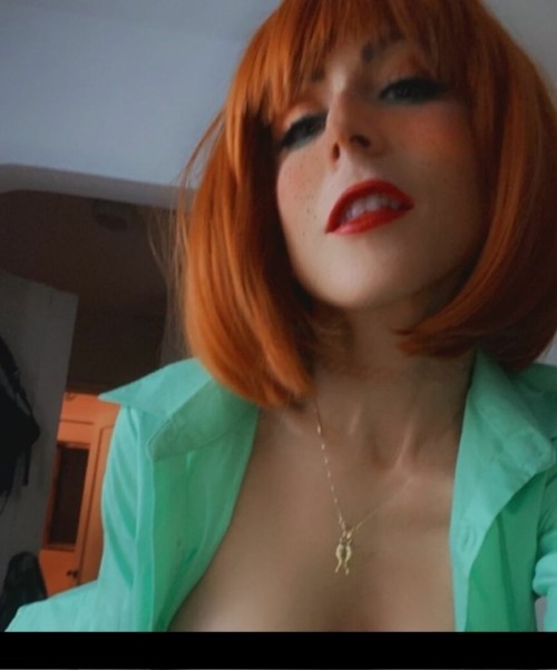 mandy kitana 1 1080px