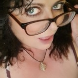 maturebustymom-85-1080px
