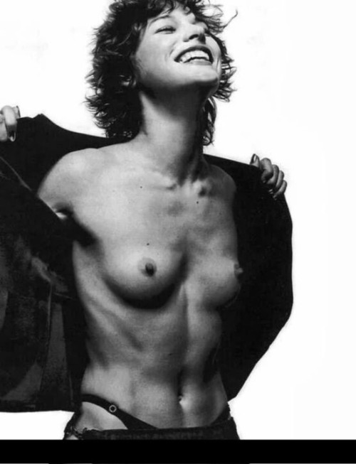 milla-jovovich-55-1080px.jpg