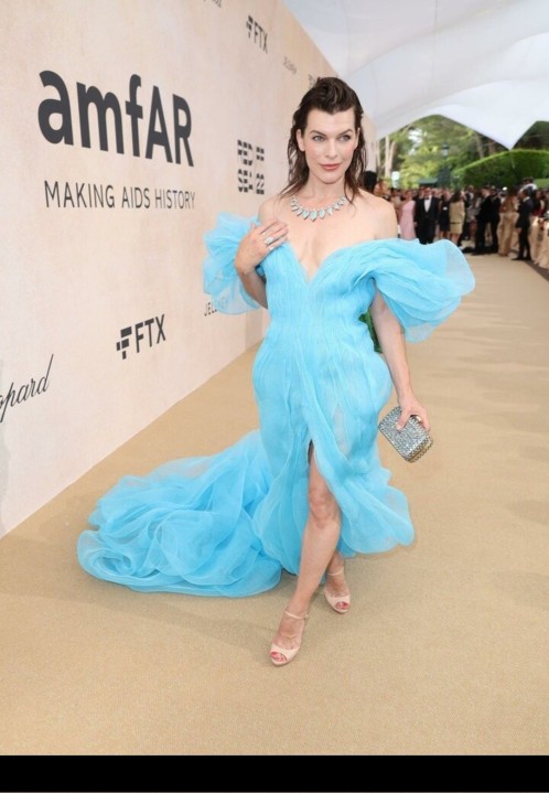 milla-jovovich-84-1080px.jpg
