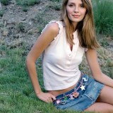 mischa-barton-27-1080px