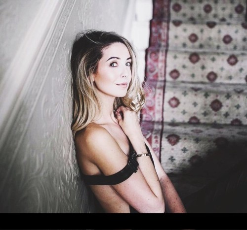 zoe-sugg-20-1080px.jpg