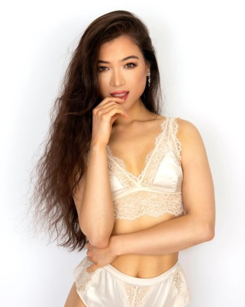 shannonfeetham-Shannon-Feetham-Sexy-Eurasian-Model-UK-017.jpg