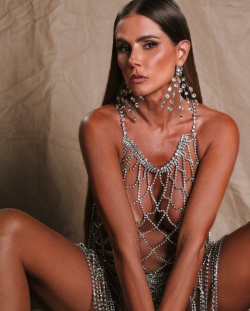 Deborah Secco (4)