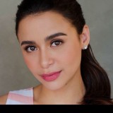 Yassi-Pressman-Nude-1