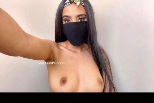 Yourarabprincess-Nude-20.jpg