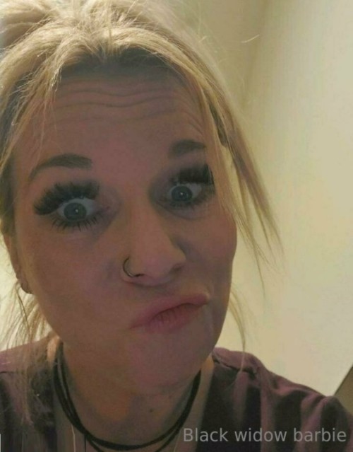 blackwidowbarbie-7.jpg