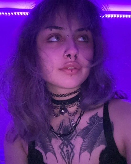 Alisha-raven-4.jpg