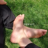 toryfeet-25