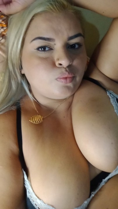 Gaby-BBW-3.jpg