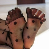 Cavalierifeetfree-24