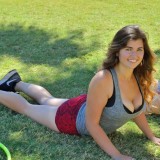 Alexandra-Daddario-14