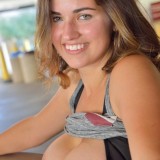 Alexandra-Daddario-20