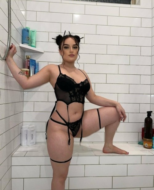 Justine2juicy-29.jpg
