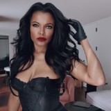 Keesha-Sharp-1