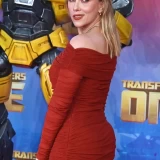 Scarlett-Johansson-1