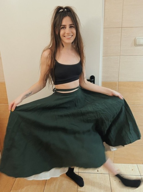 Dodie Clark doddleoddle 22