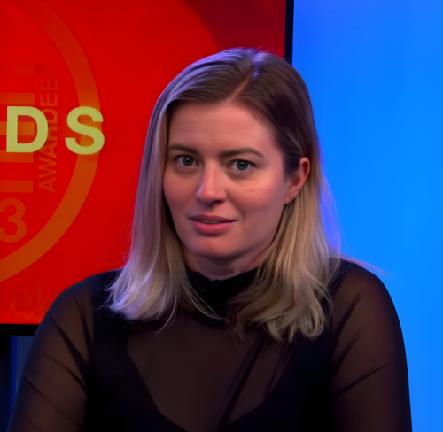 Elyse-Willems_108.png