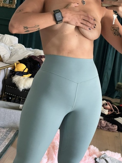 Gabbie Hanna 72