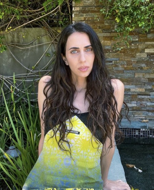 Hila Klein 111