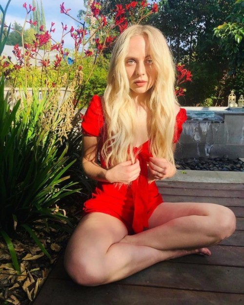 Madilyn Bailey 29