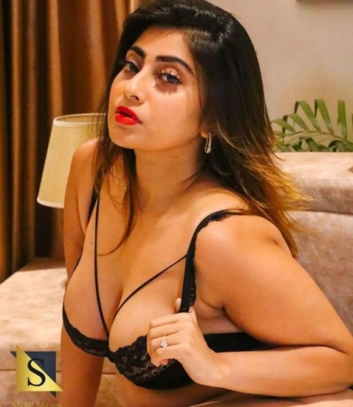 Fariha-Khan-27.jpg