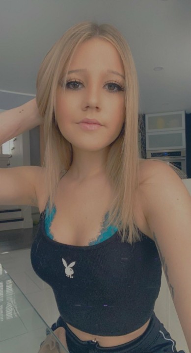 Jasmine-Nicolle_1.jpg