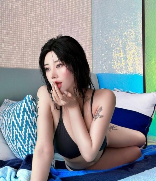 Naughty-Rabbit_23.jpg