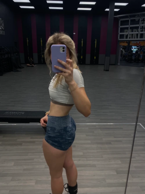 Ashlyn-Smith-Fit_19.png