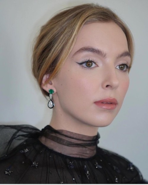 Celeb-Jodie-Comer_10.jpg