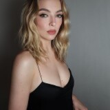 Celeb-Jodie-Comer_101