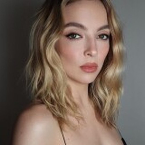 Celeb Jodie Comer 102