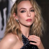 Celeb-Jodie-Comer_35