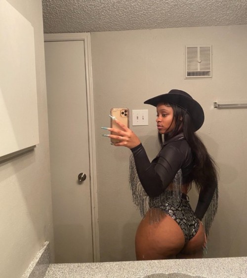 Iamdajahzhane-Dajahcozart-Dajahzhane_24.jpg