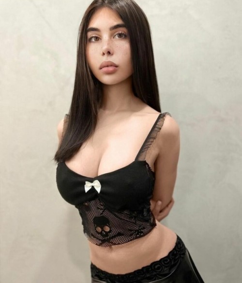 Victorianovakova victoriahnovakova 30