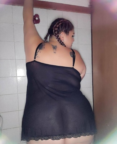 Hotjuicycurvy (47)