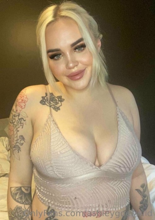 AshleyGoesWild-69.jpg