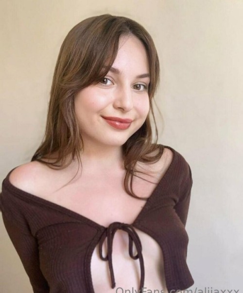 Aliiaxxx-alixxania_31.jpg