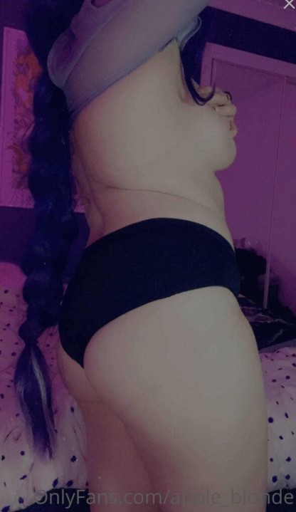 AppleBlonde-Nude_4.jpg