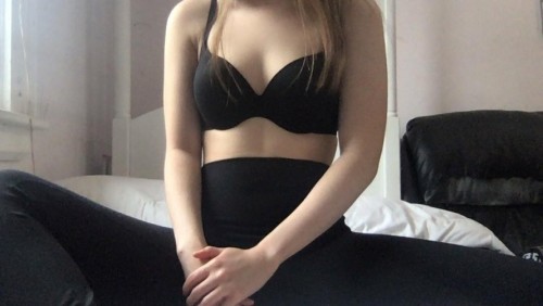 Asiangirlie-Nude_4.jpg
